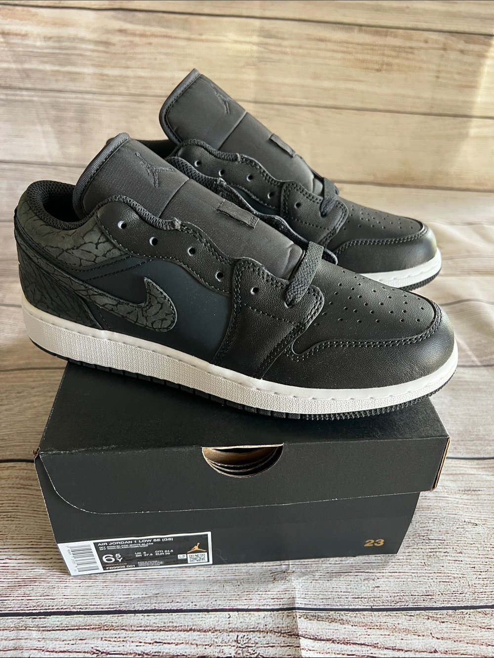 Air Jordan 1 Low SE